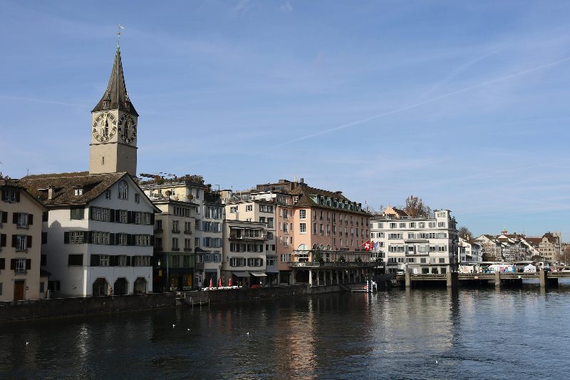 Escape Game extérieur à Zurich : Visite enquête dans la vieille ville