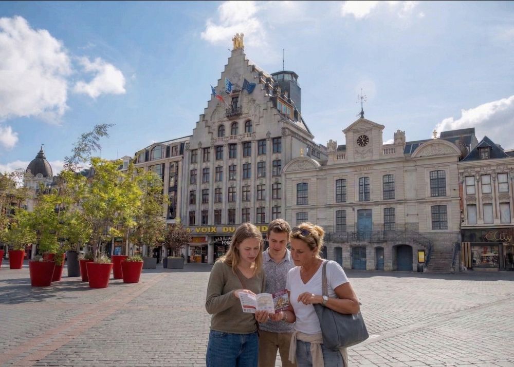 Escape Game extérieur à Lille : Visite enquête dans la vieille ville