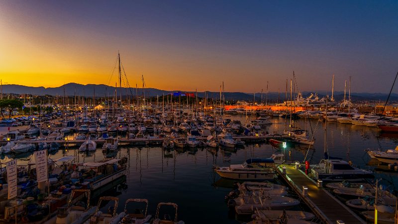 Escape Game extérieur à Antibes : Visite enquête dans la vieille ville