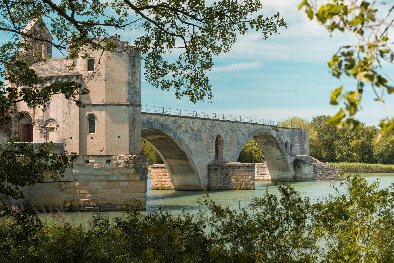 Escape Game extérieur à Avignon : Visite enquête dans la vieille ville