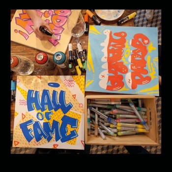 Anniversaire enfant - Atelier d'initiation au street art sur toiles à Paris 14e