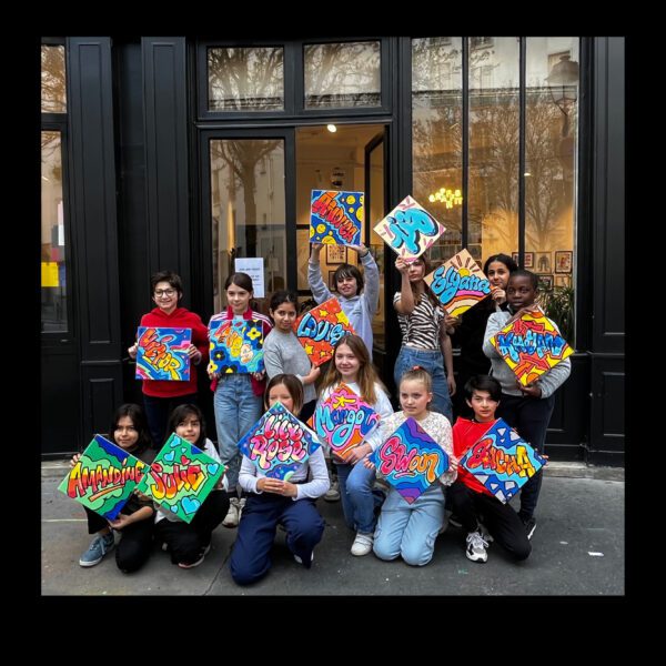 Anniversaire enfant - Atelier d'initiation au street art sur toiles à Paris 14e