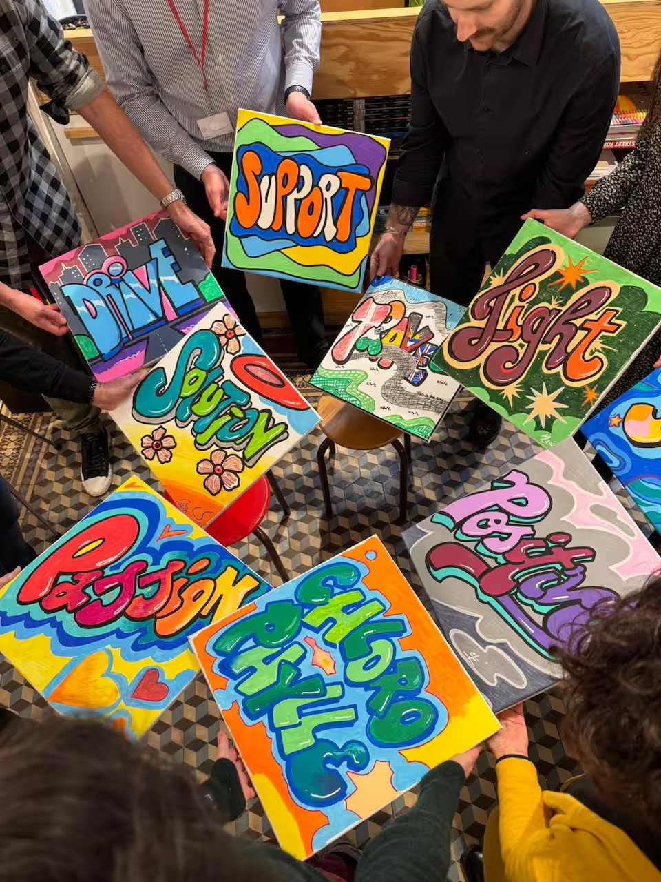 Atelier d'initiation au street art sur toiles à Paris - 14e