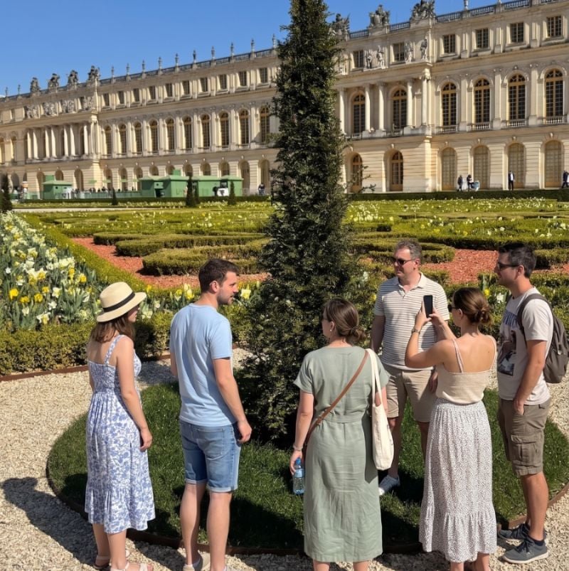 Escape game extérieur dans les jardins du Château de Versailles - Cluedo