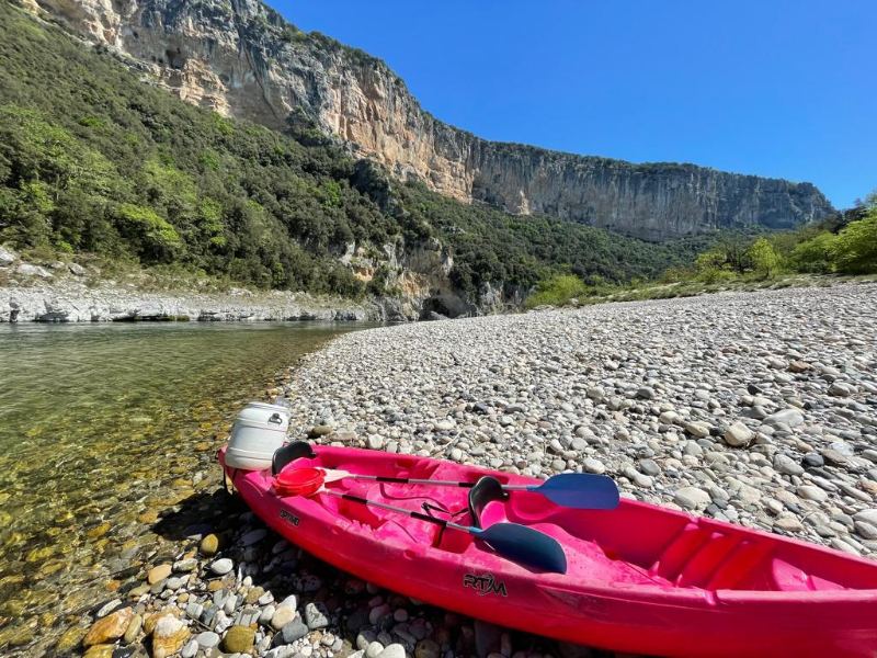 Location de Canoë dans l'Ardèche - Descente des Gorges de l'Ardèche