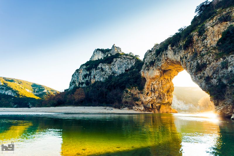 Location de Canoë dans l'Ardèche - Descente des Gorges de l'Ardèche