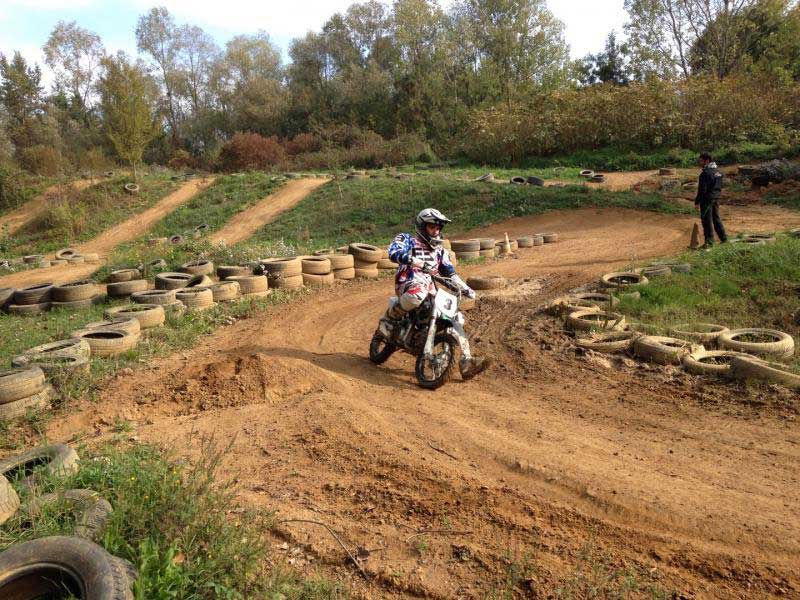 Location et grand Prix de mini motos de vitesse à Pont d'Ain