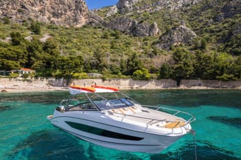 Location bateau à moteur avec skipper à Nice