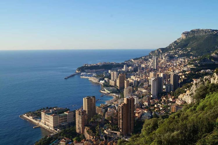 Location privée de Yacht avec Skipper à Monaco