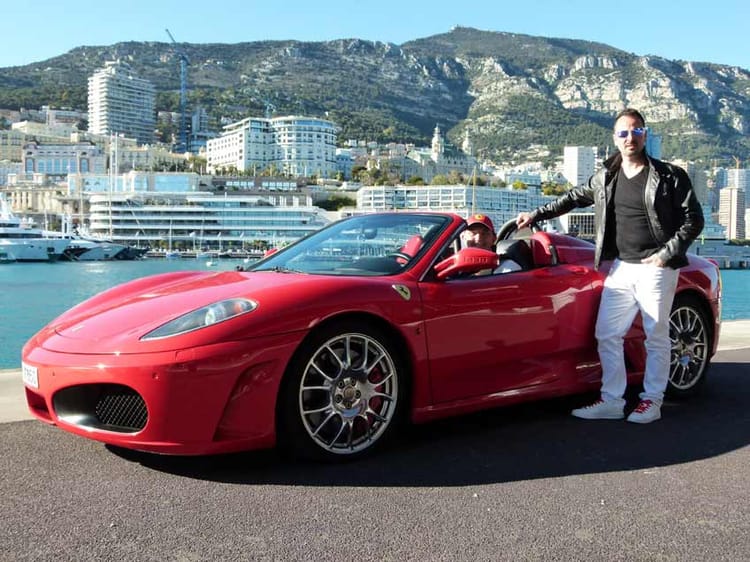 Baptême en Ferrari pour entreprise sur les routes panoramiques au dessus de Monaco