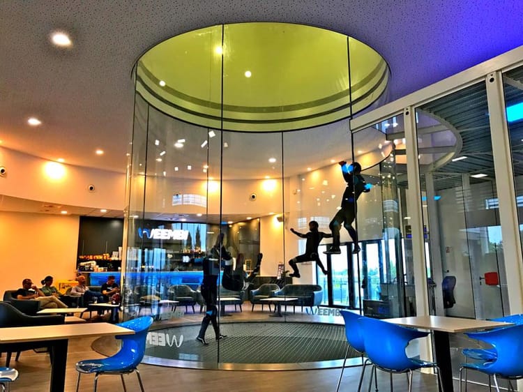 Simulateur de chute libre indoor à Lille - Lesquin