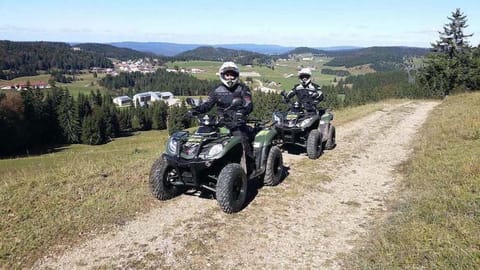 Randonnée quad dans le Jura