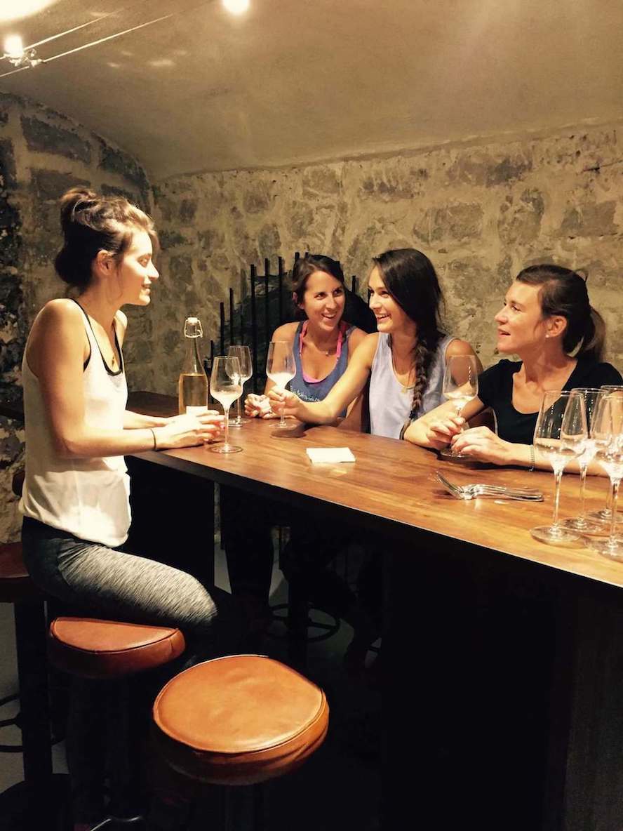 Yoga et dégustation sensorielle de vin à Lyon
