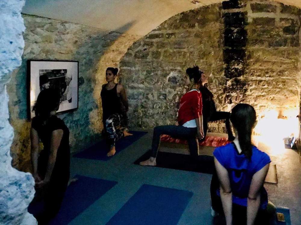 Yoga et dégustation sensorielle de vin à Lyon
