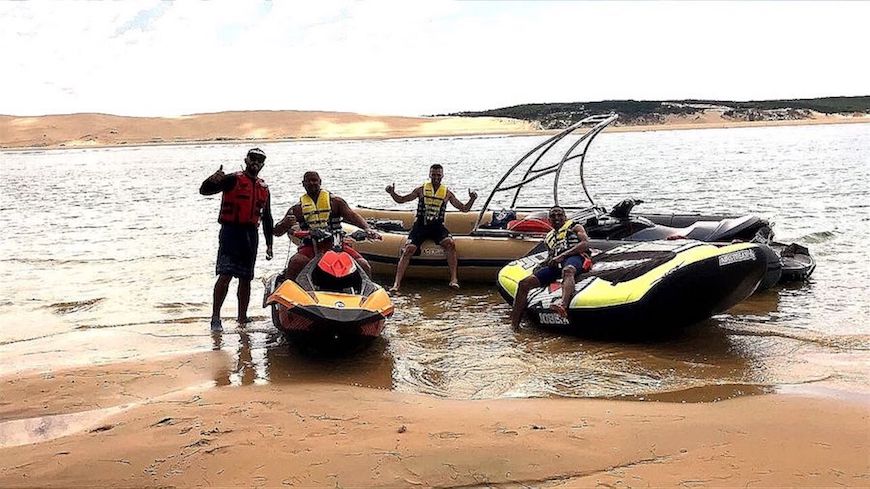 1 journée en Waveboat avec Jet ski et Wake board sur le Bassin d'Arcachon - 33