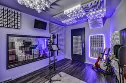 Cours de chant et enregistrement dans un studio parisien