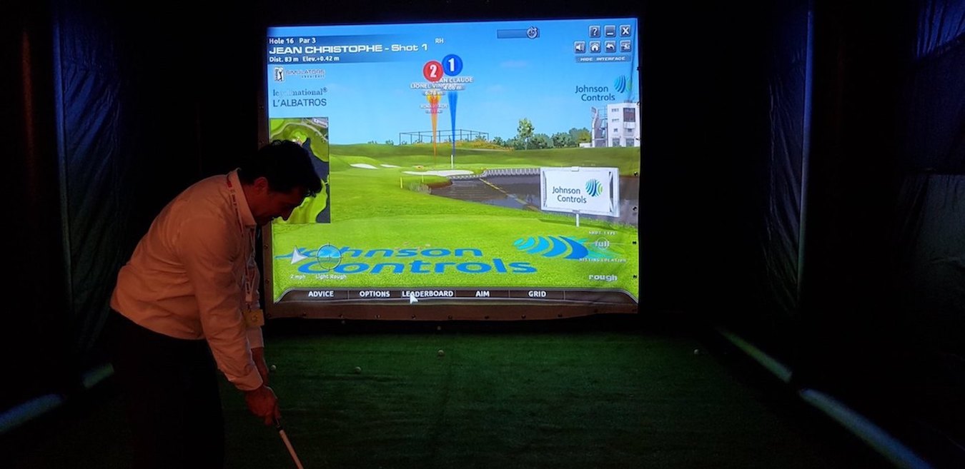Animation golf pour les entreprises à Paris - Ateliers et simulateurs  