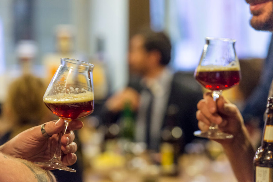 Atelier dégustation de bières artisanales à Paris