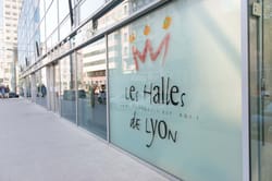 Visite théâtrale et gourmande des Halles Paul Bocuse à Lyon