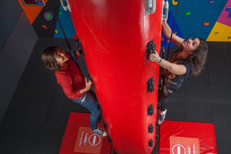 Escalade fun et ludique en réalité augmentée à Montpellier 34