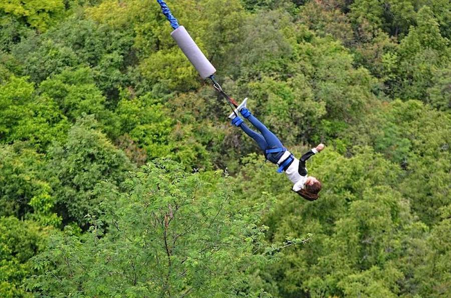 Saut à l'élastique au Viaduc de l'Isle Jourdain - Vienne - 86