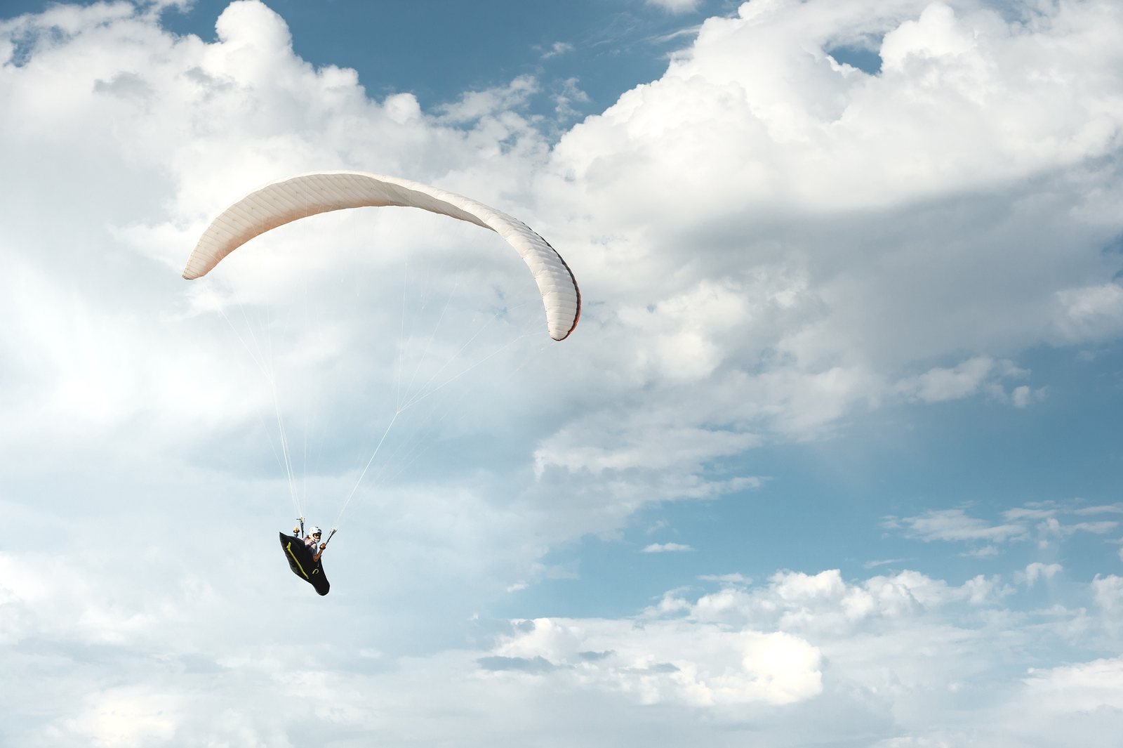 Trouver un baptême en parapente en France